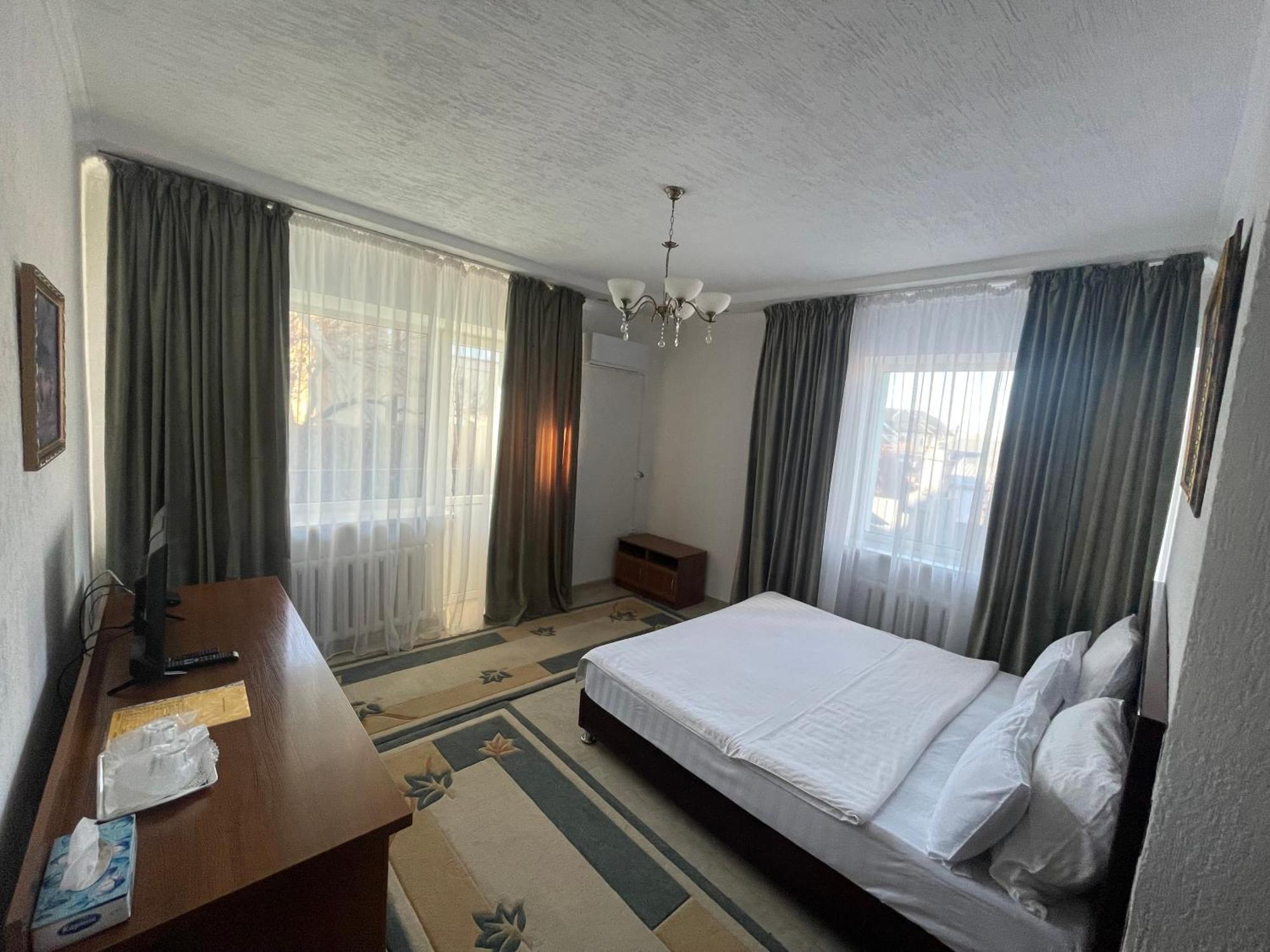 Green Hotel อัลมาตี ภายนอก รูปภาพ