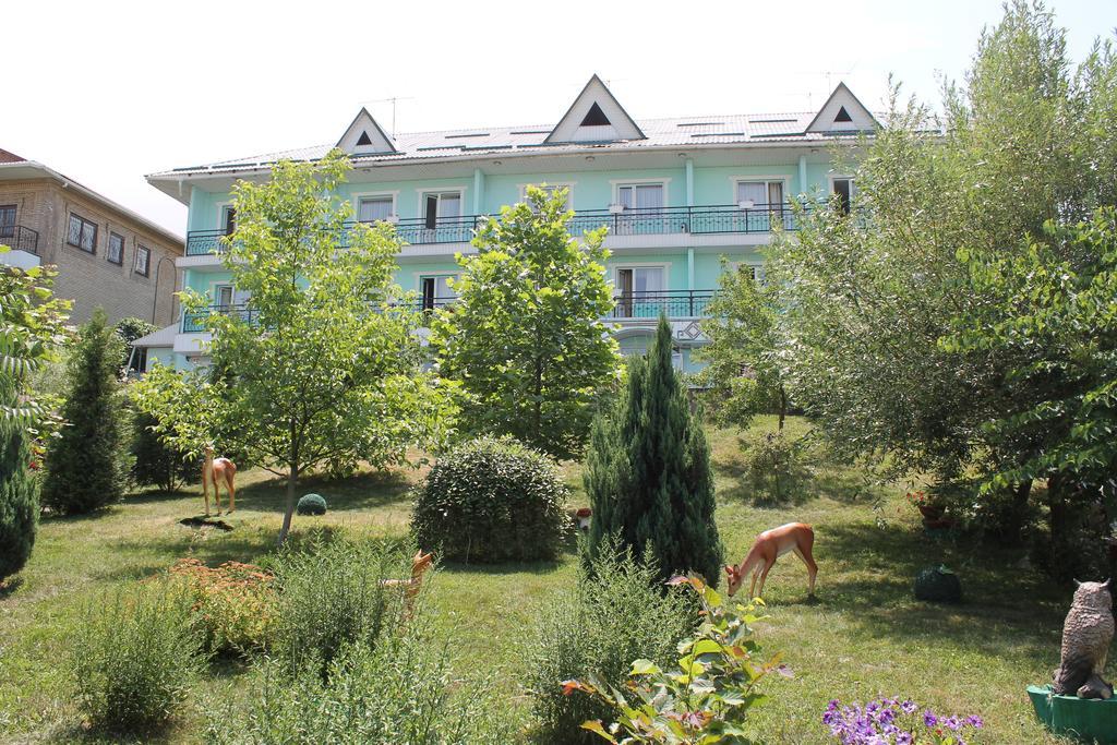 Green Hotel อัลมาตี ภายนอก รูปภาพ